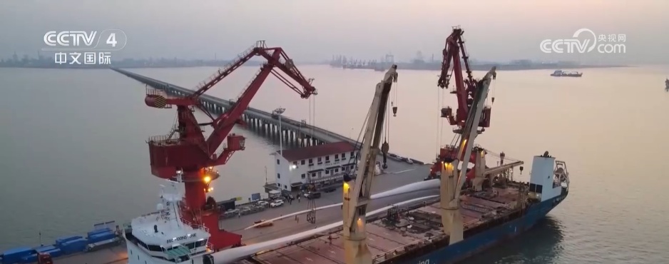 新兴产业“串珠成链”集聚成势 “中国制造”加速向“新”提质增效 新兴产业“串珠成链”集聚成势 “中国制造”加速向“新”提质增效