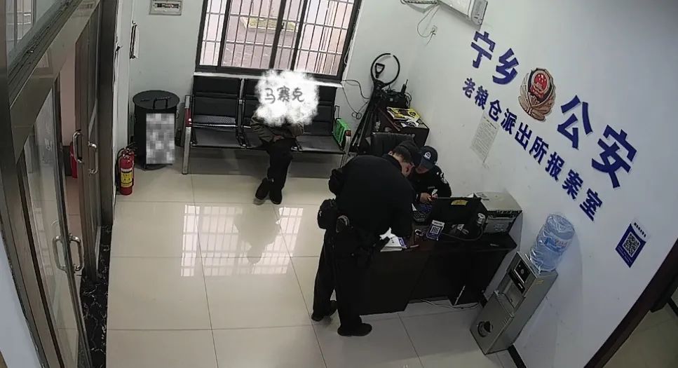 “每月扣费800元”？长沙戴先生信了……