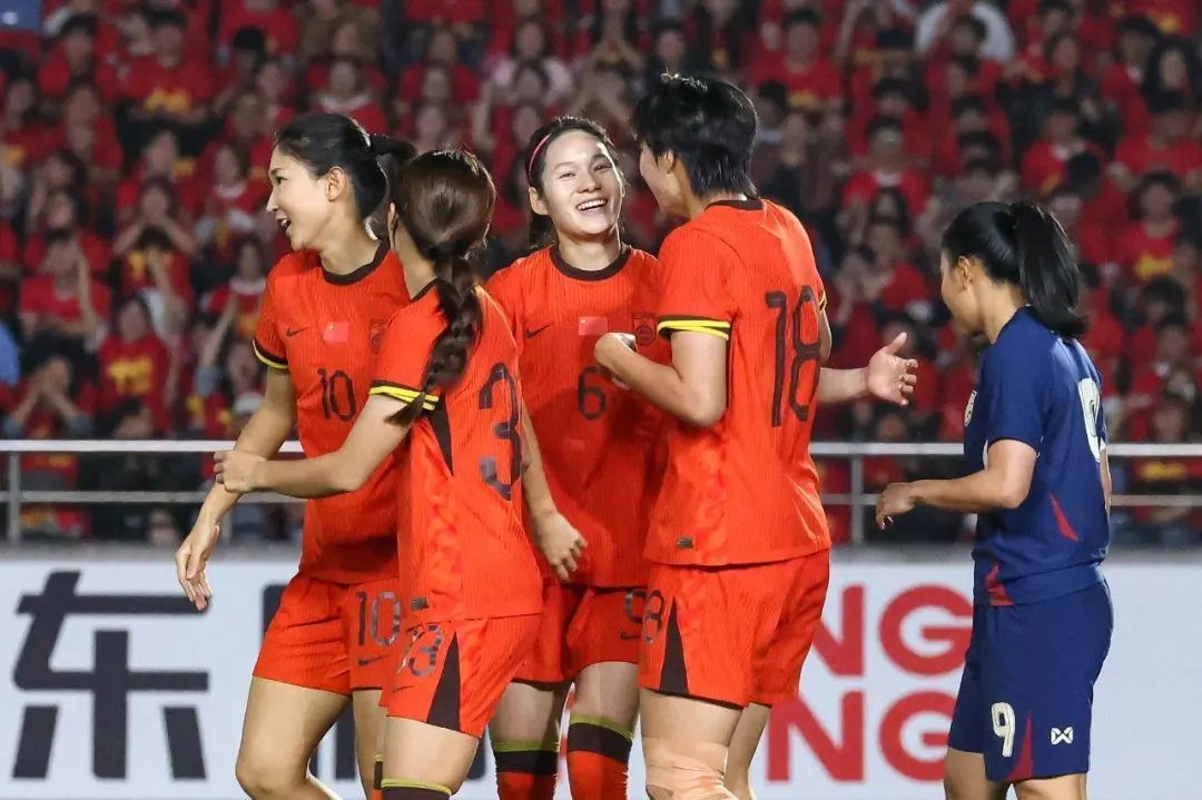 中国女足，5:1夺冠！