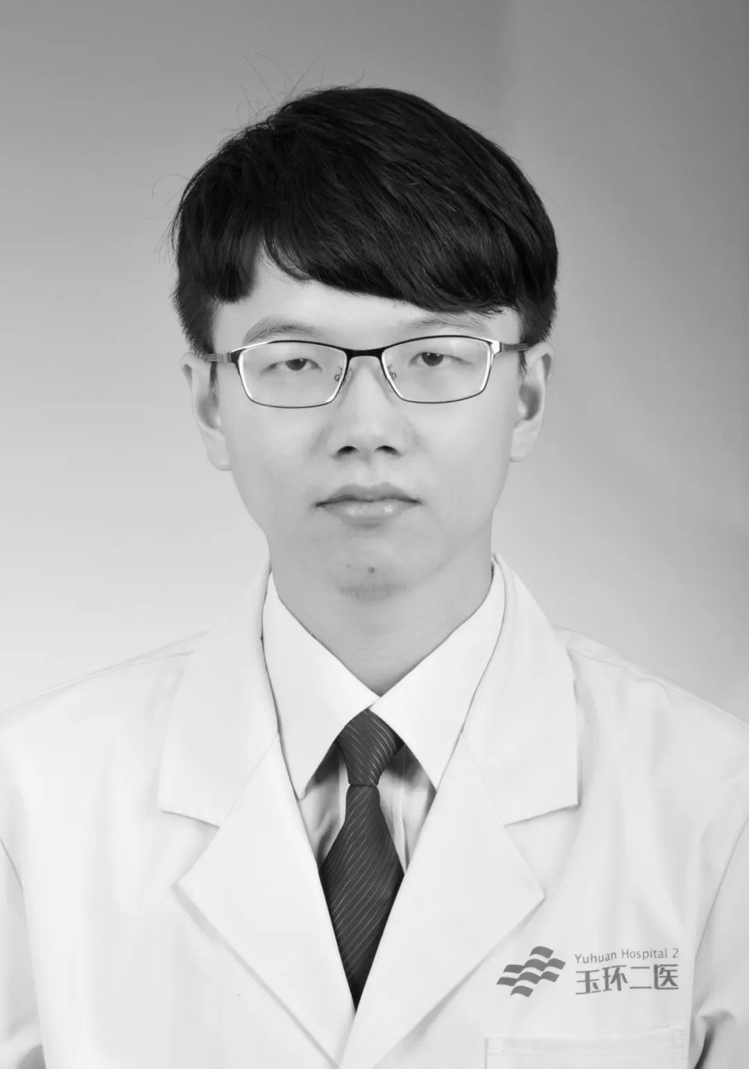 陈喆在岗期间呼吸心跳骤停去世,年仅35岁 陈喆在岗期间呼吸心跳骤停去世,年仅35岁