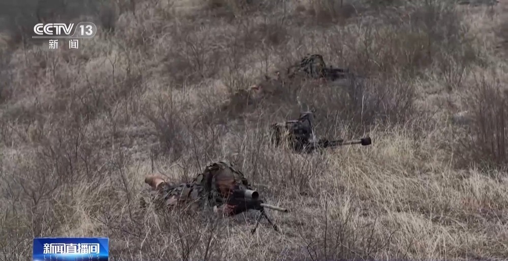 实弹射击！实战化考核 锤炼部队综合打击效能