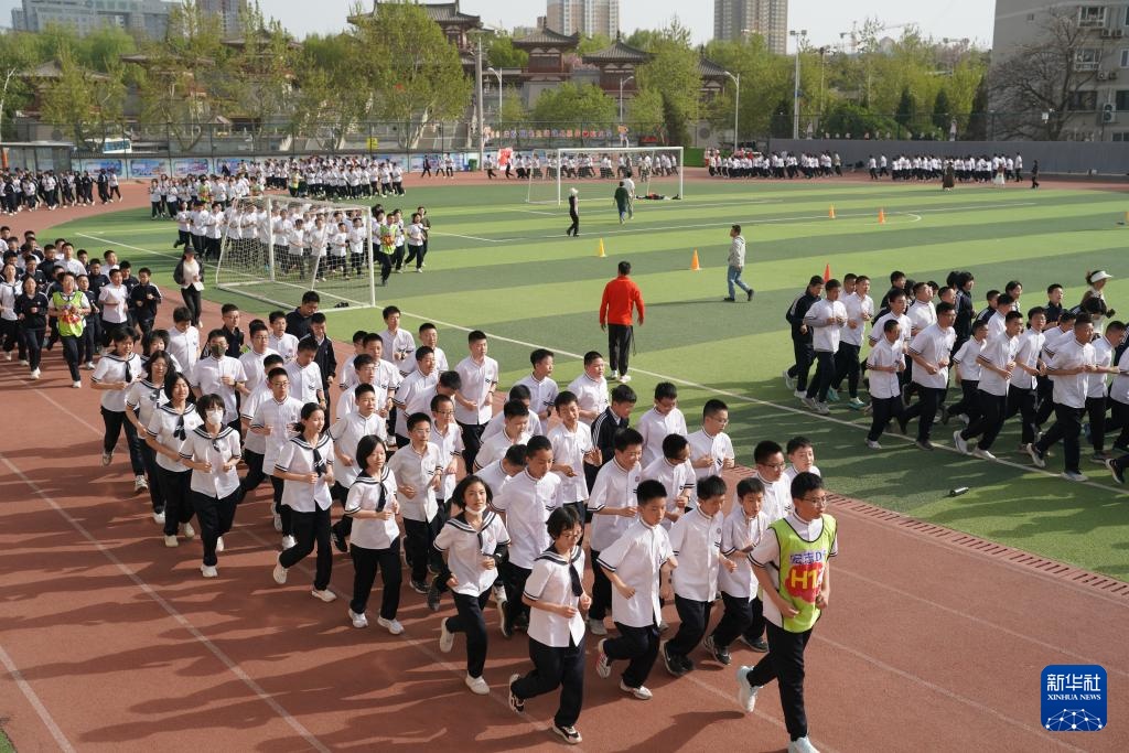 西安：“阳光课间”赋能学生身心健康