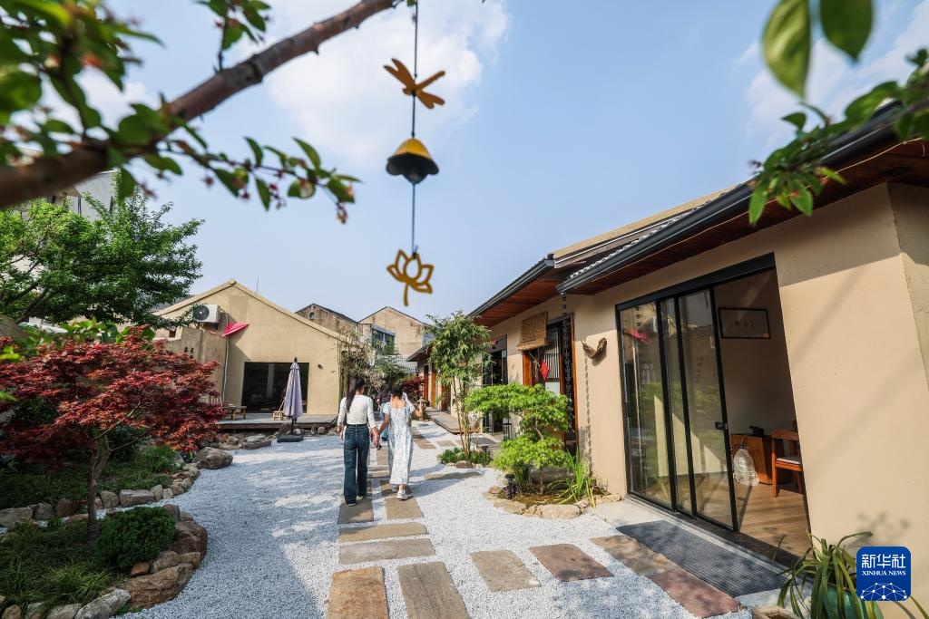 浙江慈溪：城市闲置空间变身公共文化场所