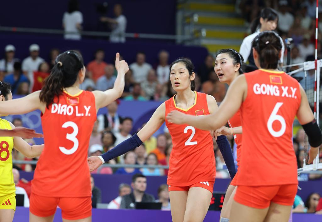 赖亚文：洛杉矶奥运会中国女排要力争登上领奖台