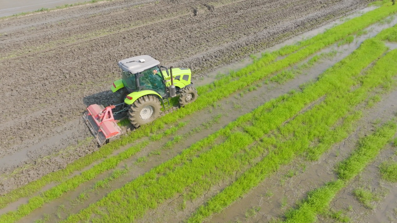“智慧春耕”赋能田野 湖南农业现代化图景一线扫描 “智慧春耕”赋能田野 湖南农业现代化图景一线扫描