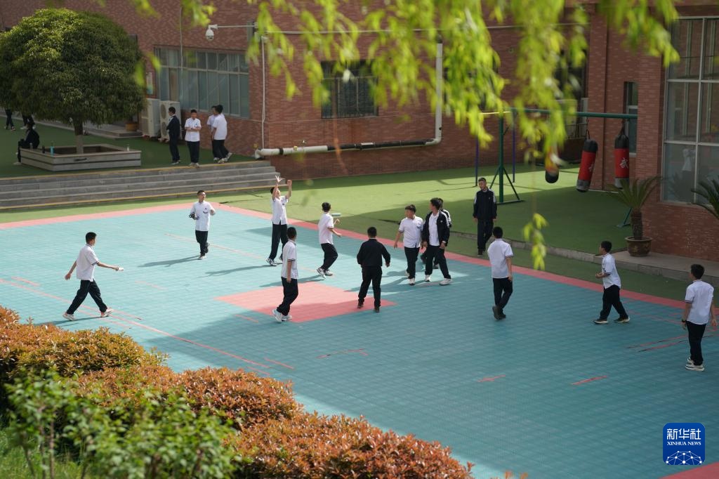 西安：“阳光课间”赋能学生身心健康