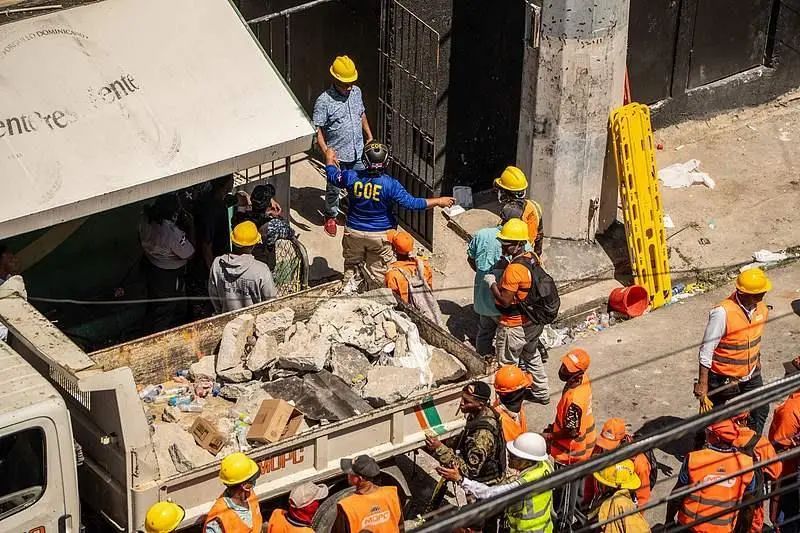 多米尼加俱乐部屋顶坍塌事故已致79人死亡 包括政府高官和体育名人