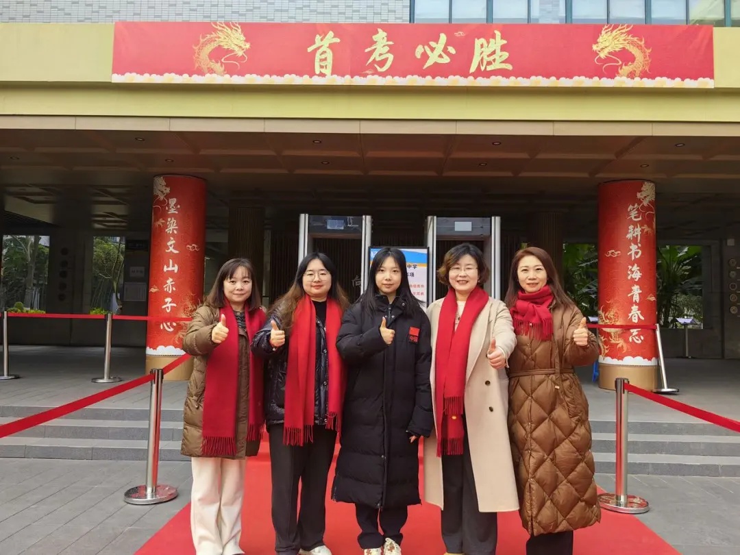 18岁姑娘，世界杯双冠王！