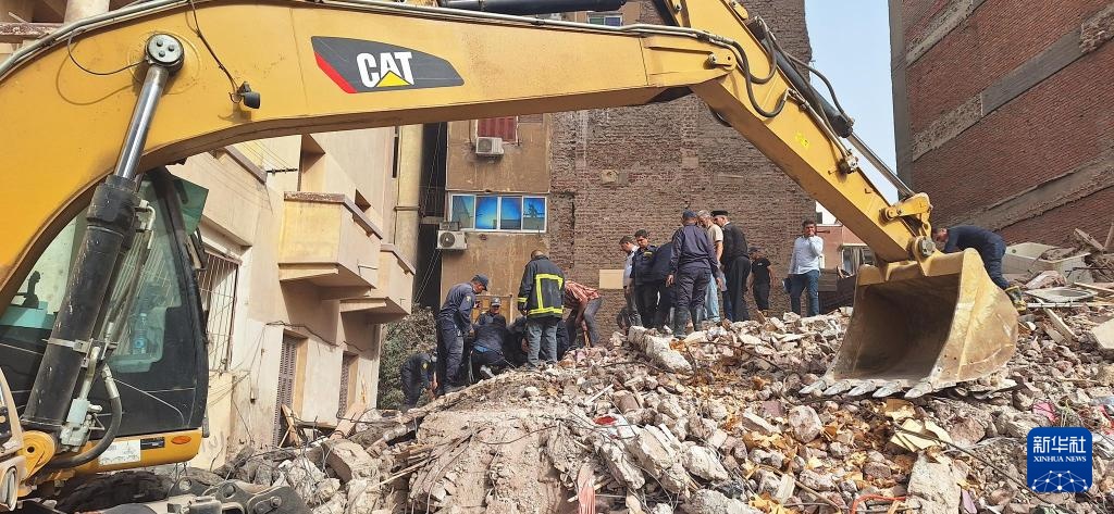 埃及南部一住宅楼倒塌至少9人死亡