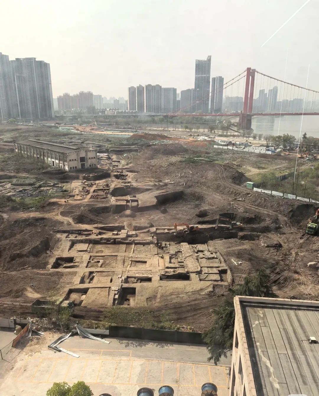 武昌江滩一工地发现湖广总督府遗址? 专家回应 武昌江滩一工地发现湖广总督府遗址? 专家回应