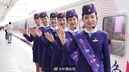 首发亮相！K8281次列车，亮点多多！