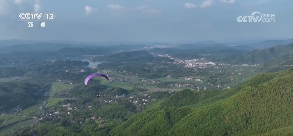 “解锁”春日多巴胺 户外经济“多点开花”成新消费“风口” “解锁”春日多巴胺 户外经济“多点开花”成新消费“风口”