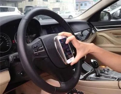 安全气囊也危险?这几个行为一定不能有! 安全气囊也危险?这几个行为一定不能有!