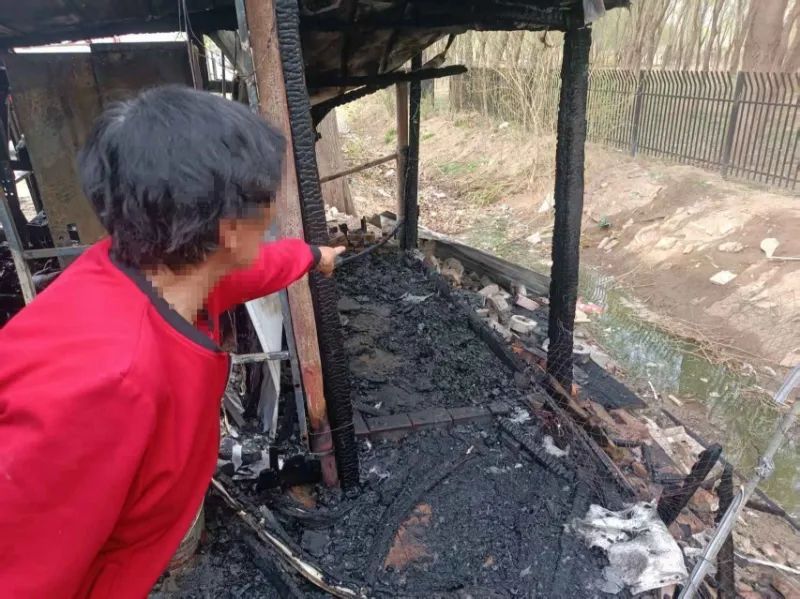 北京：小小烟头，引发火灾！