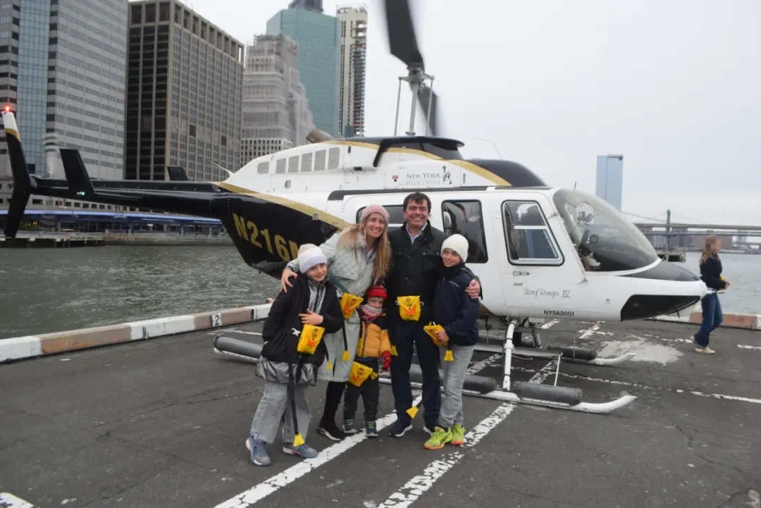 美国同日发生3起飞机事故，4架飞机出事，已报6人遇难中有西门子高管一家5口，起飞前他们刚刚……