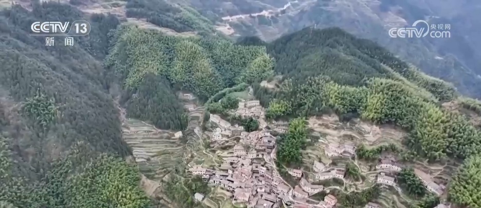 “解锁”春日多巴胺 户外经济“多点开花”成新消费“风口” “解锁”春日多巴胺 户外经济“多点开花”成新消费“风口”