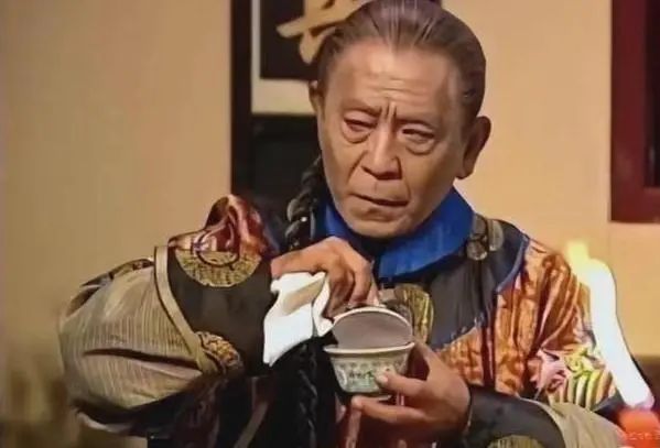 又一“金牌绿叶”离世!曾饰演“白眉鹰王”“海大富” 又一“金牌绿叶”离世!曾饰演“白眉鹰王”“海大富”