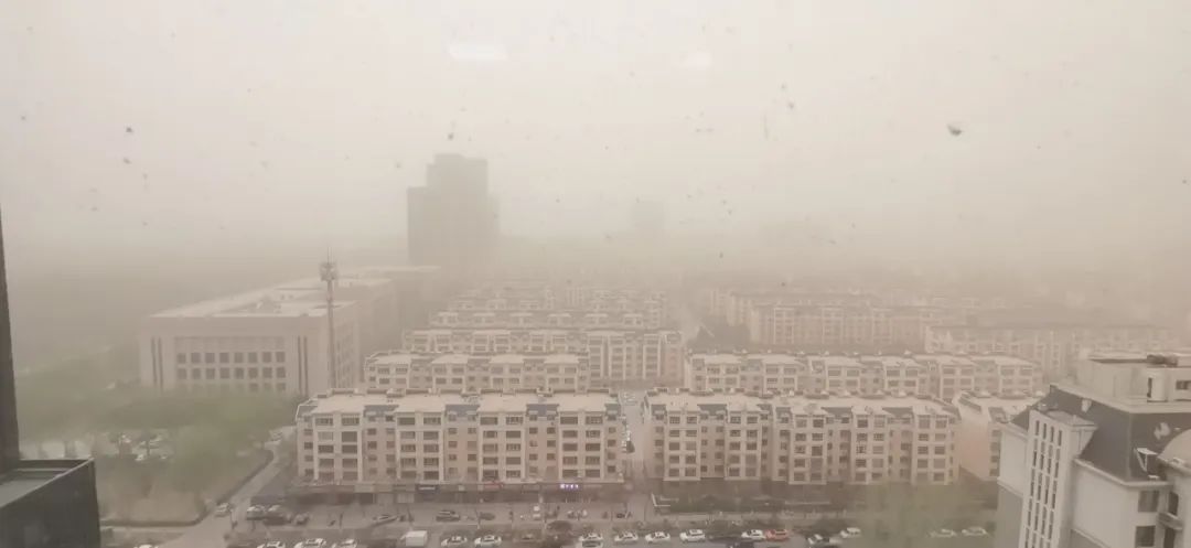 强沙尘暴来了！宁夏最高阵风已达13级，多景区紧急闭园→