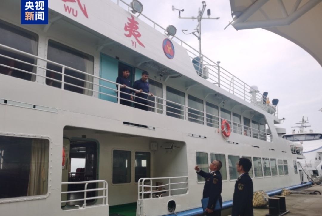 大风进入最强时段！停运、停航、景区关闭！多地紧急公告→