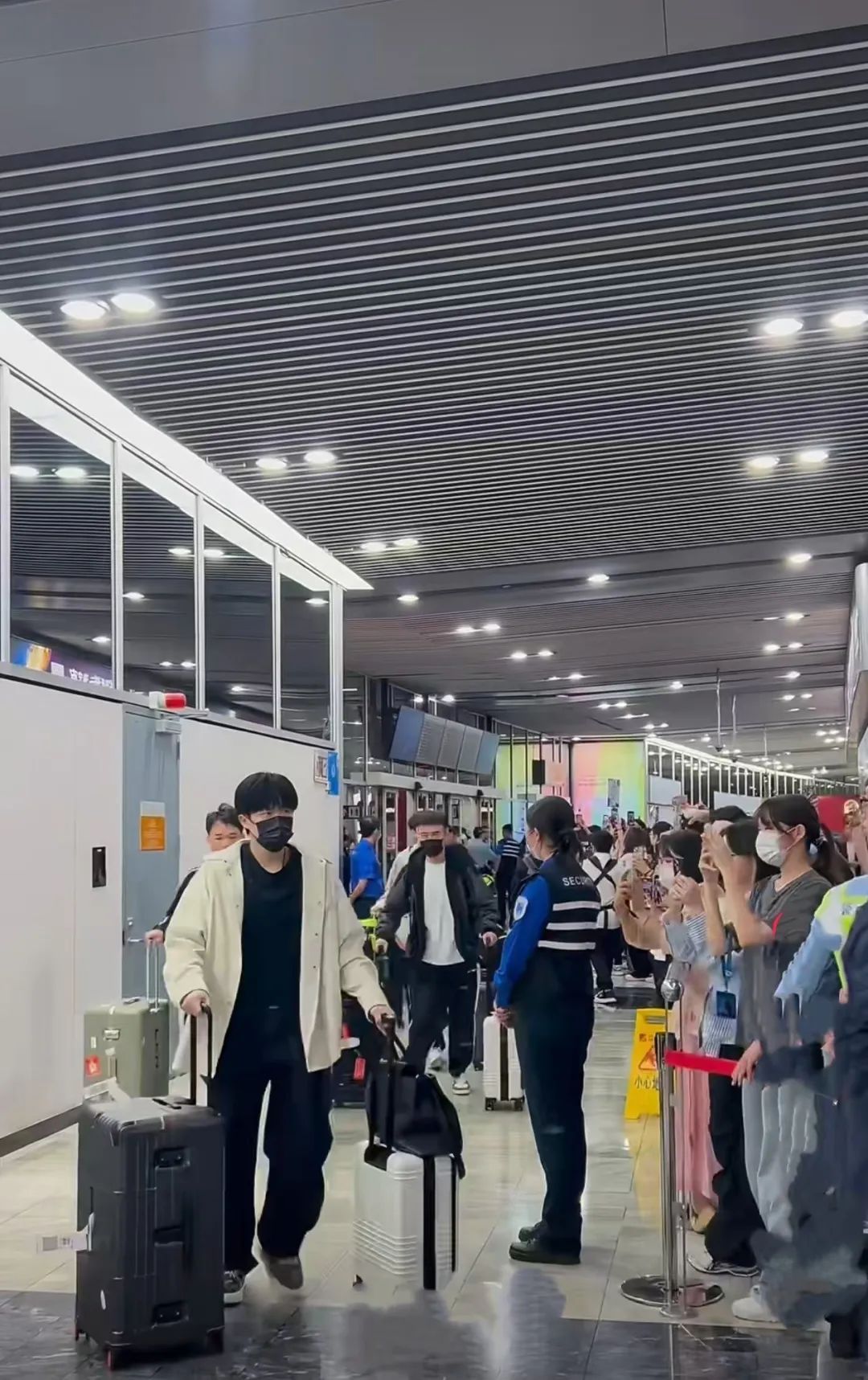澳门世界杯即将开赛，孙颖莎训练画面抢先看→