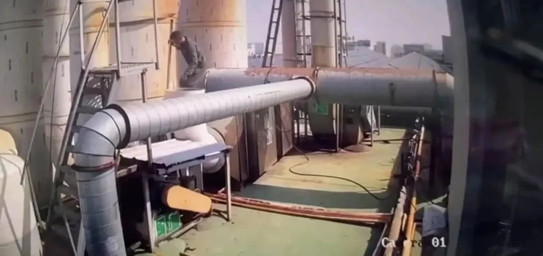 台州男子15米高空坠落,奇迹生还 台州男子15米高空坠落,奇迹生还