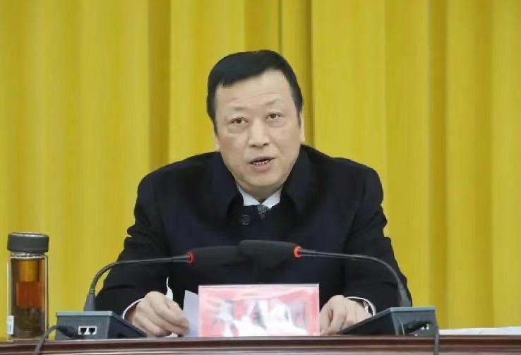 江西一县委书记,主动向组织交代问题! 江西一县委书记,主动向组织交代问题!