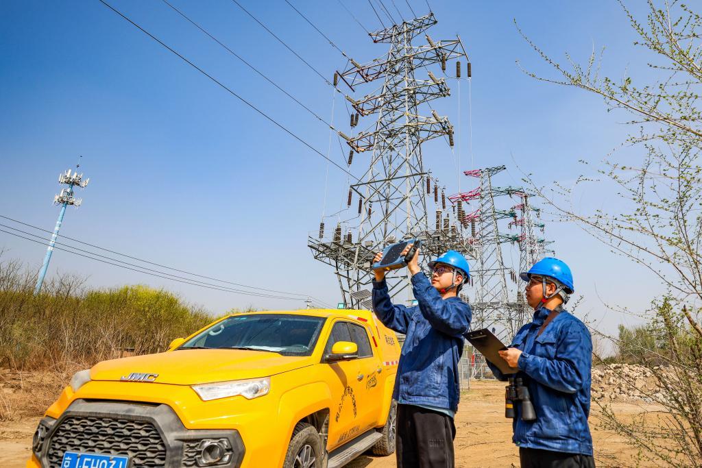 闻风而动 北京多措并举防范应对大风天气 闻风而动 北京多措并举防范应对大风天气
