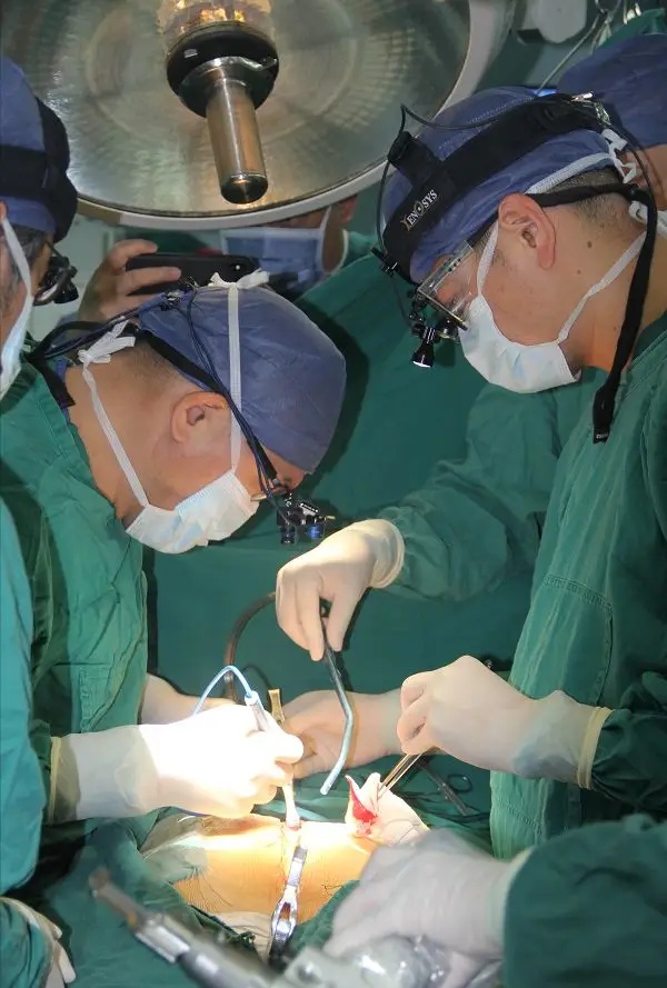 福建首个植入人工心脏的人，把人工心关了……