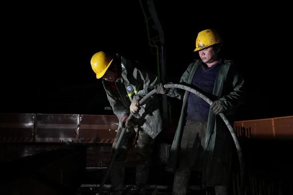 重庆⇋成都，50分钟飚拢！