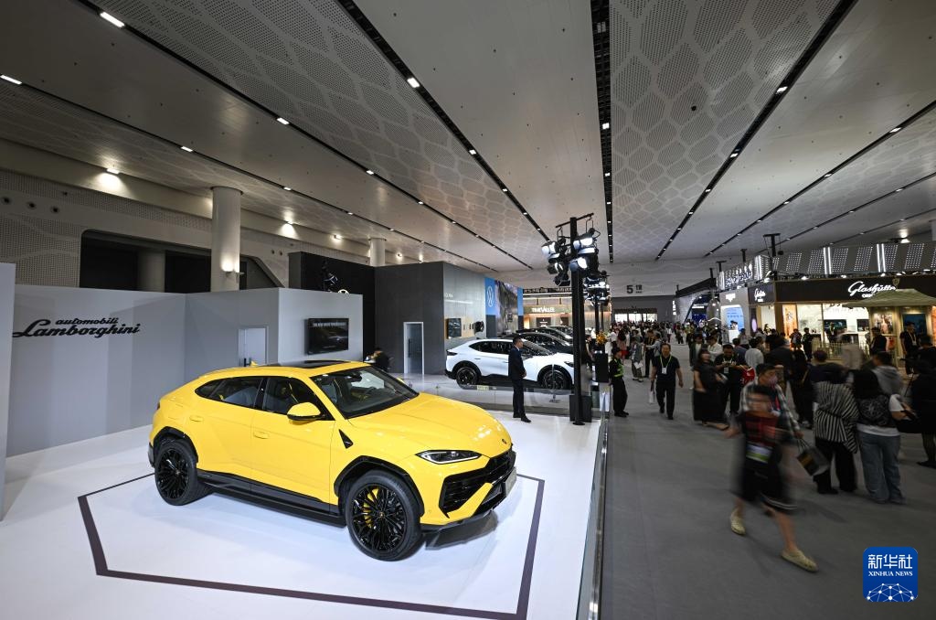 新华全媒+·第五届消博会丨第五届中国国际消费品博览会举办