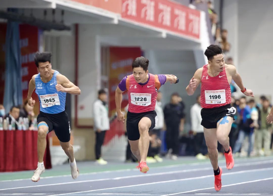 苏炳添：我真的跑不动了