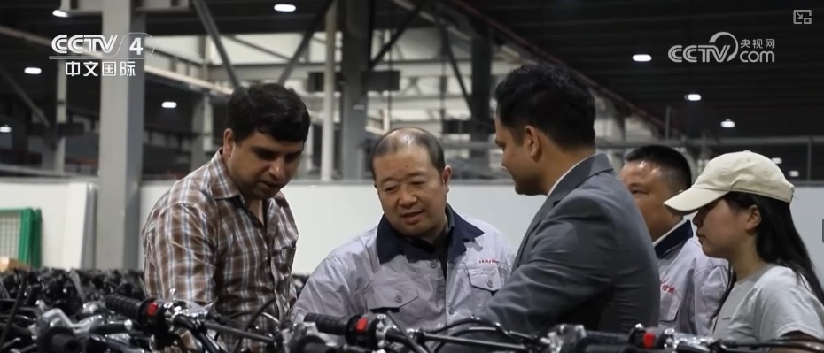 创新品、闯新路，生产热火朝天！外贸企业订单多元 引领产品市场