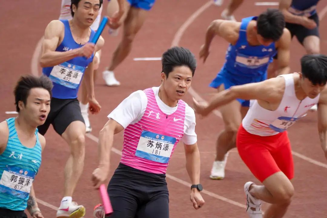夺冠！35岁苏炳添率领00后小将，跑出“广东速度”！