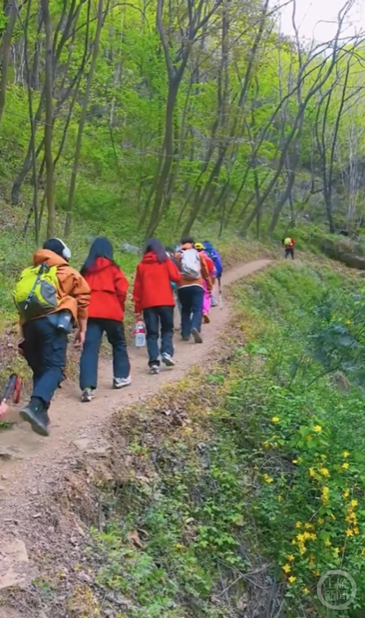 西安一峪口贴警告“两年失联9人”?当地回应:游客自行开发线路 西安一峪口贴警告“两年失联9人”?当地回应:游客自行开发线路