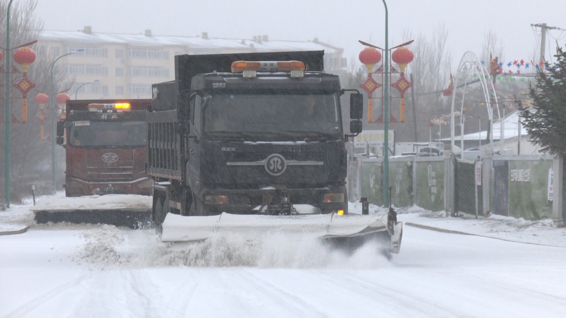 四月暴雪突袭边城呼玛 多部门联动保民生 四月暴雪突袭边城呼玛 多部门联动保民生