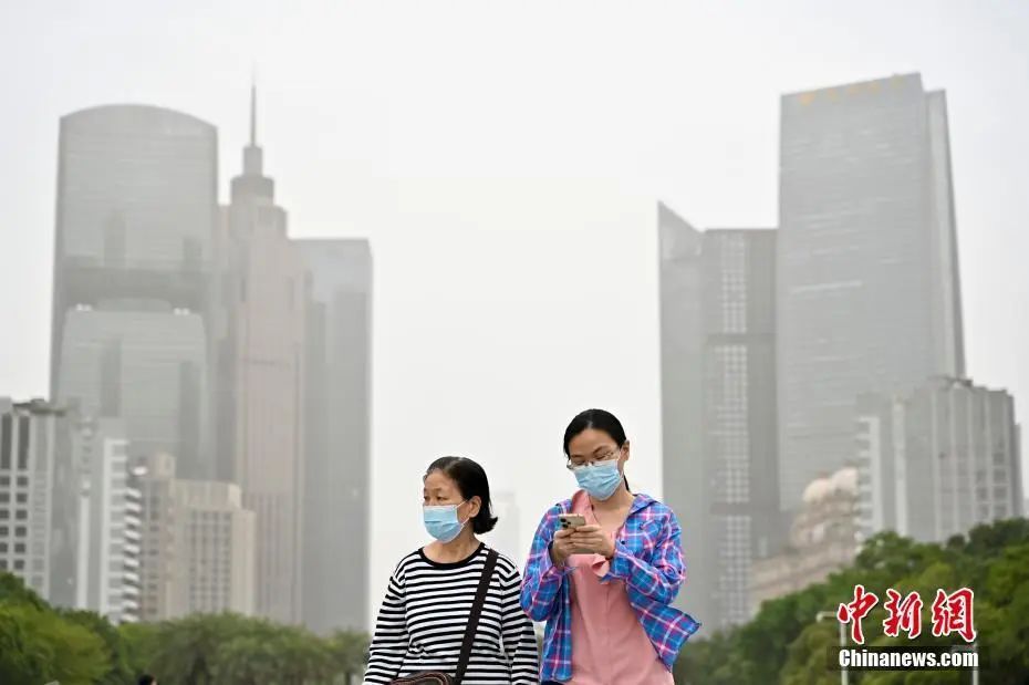 北方沙尘一直吹到海南岛!还将持续多久?专家提醒:戴口罩 北方沙尘一直吹到海南岛!还将持续多久?专家提醒:戴口罩