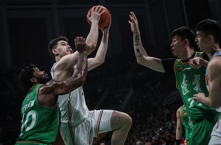 CBA综合:辽宁加时险胜新疆 广厦胜青岛占得先机 CBA综合:辽宁加时险胜新疆 广厦胜青岛占得先机