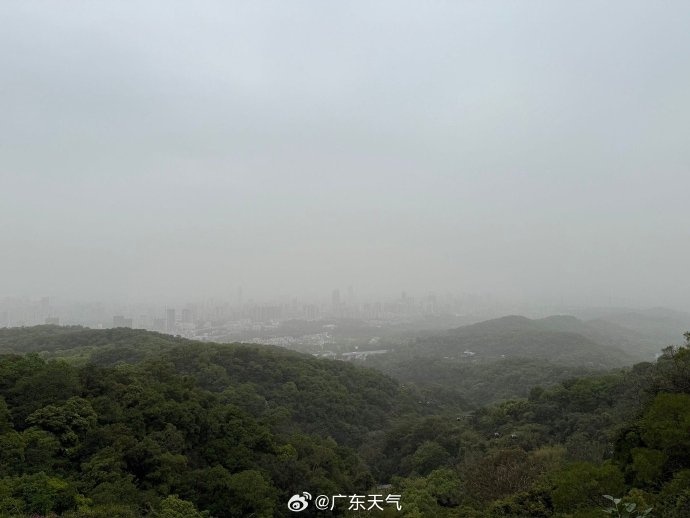 阳光明媚，“沙尘”仍在！“广东沙尘暴”预计周四结束