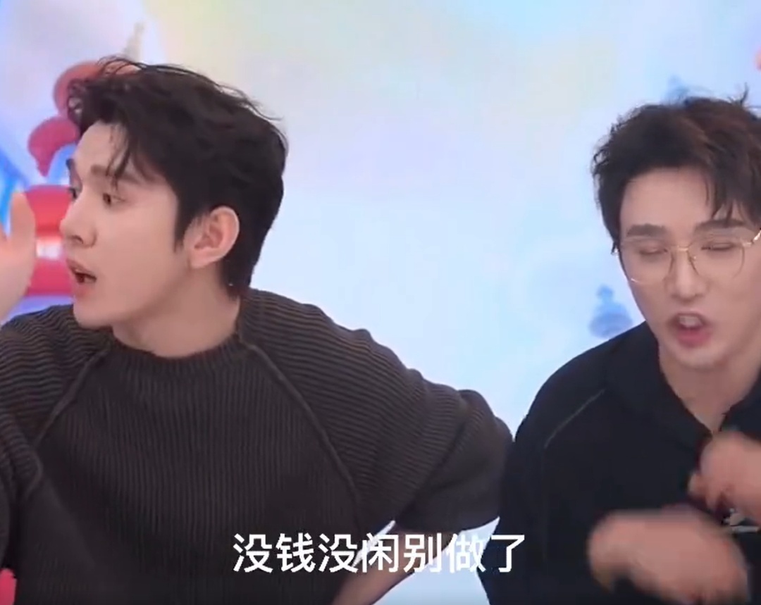 热搜第一！李佳琦称不建议普通女生做医美：没钱没闲别做了