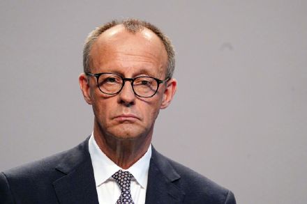 德国候任总理默茨：“世界上不是只有美国”