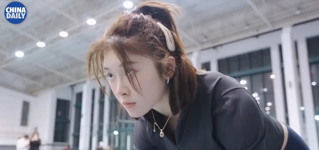 吴艳妮谈网络争议:我一点都不在意,要有被讨厌的勇气 吴艳妮谈网络争议:我一点都不在意,要有被讨厌的勇气