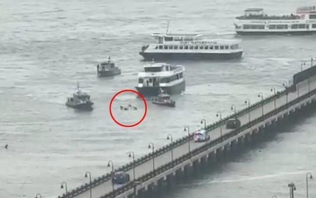 美国纽约哈德逊河坠毁直升机所属公司被停止运营