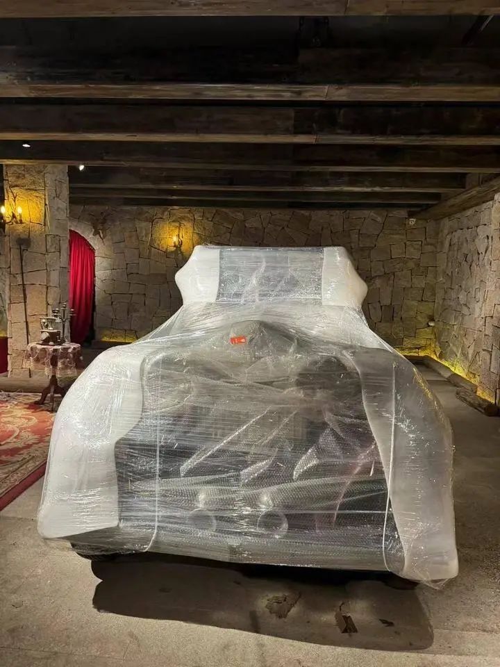 3万多人只看不买！80万元豪车流拍