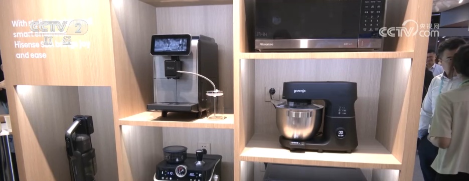 透过广交会看中国外贸向“新”而行 “智造”成闪耀“标签”