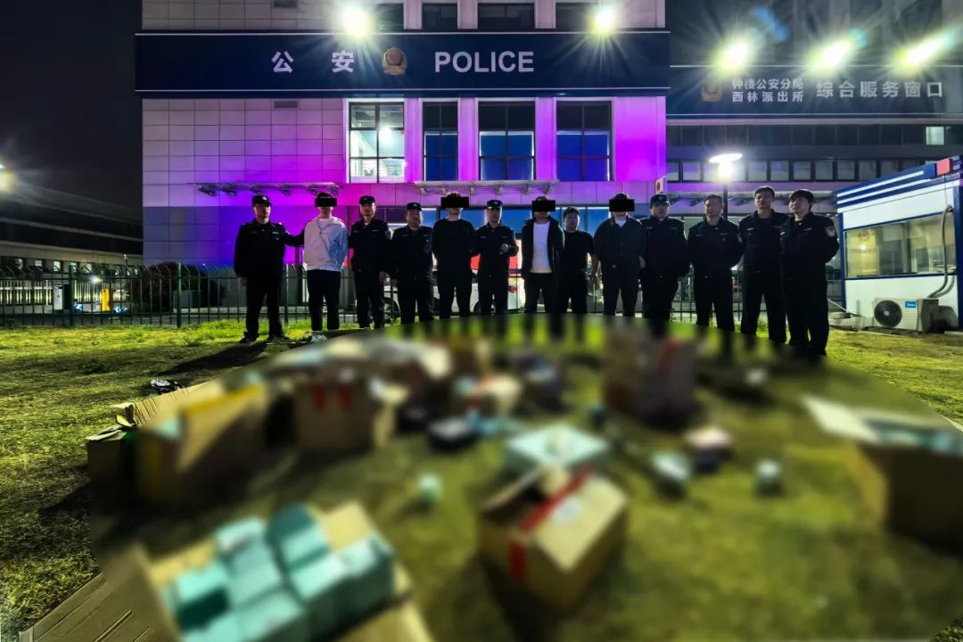 小哥教你利用退货赚到60万和玫瑰金手铐