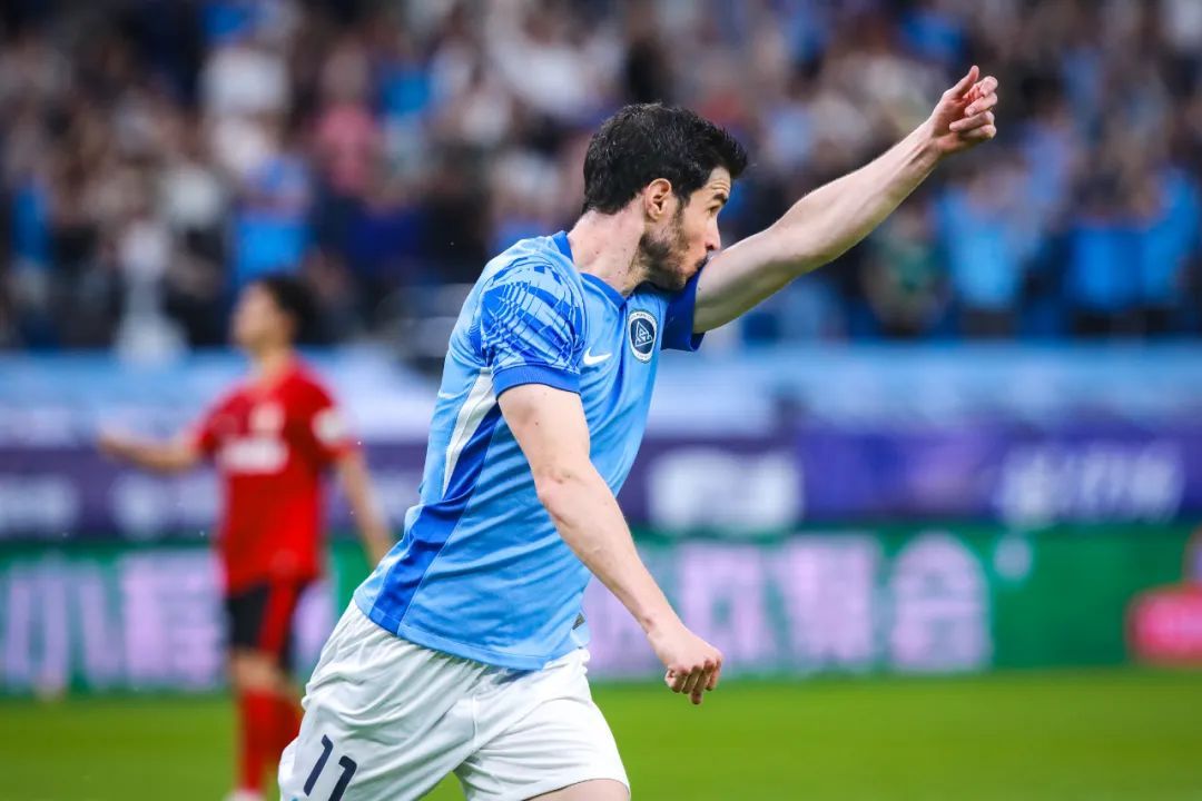 赢了！主场首胜！