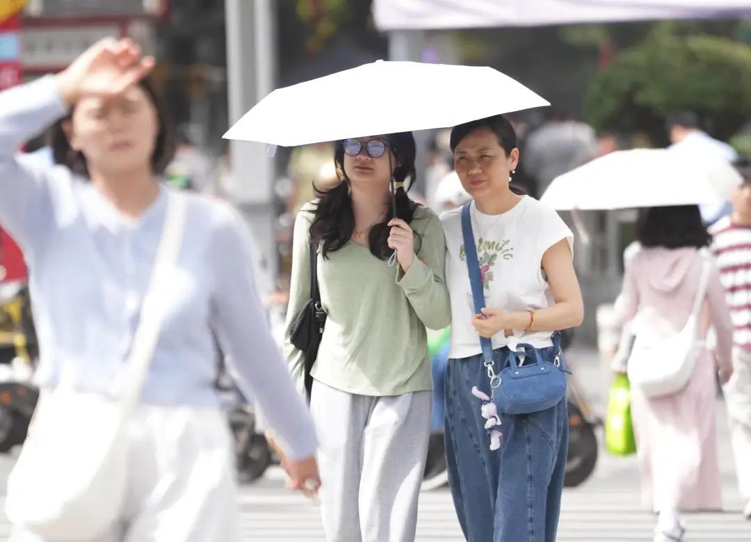 广东多地已入夏，熟悉的37℃高温马上登场……