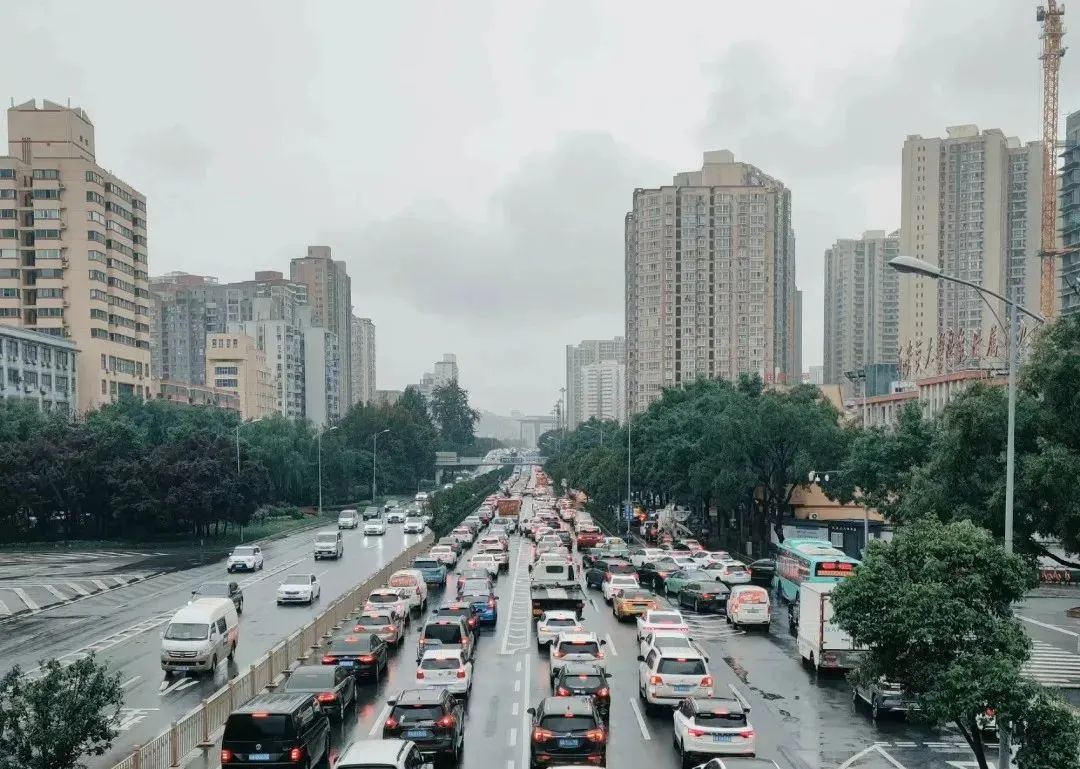 大风蓝色预警+降雨！陕西最新天气预报！