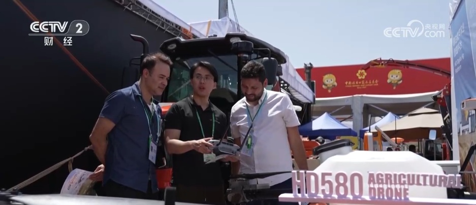 透过广交会看中国外贸向“新”而行 “智造”成闪耀“标签”