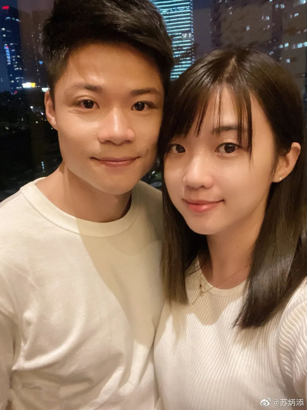 结婚近9年，35岁苏炳添再度官宣喜讯